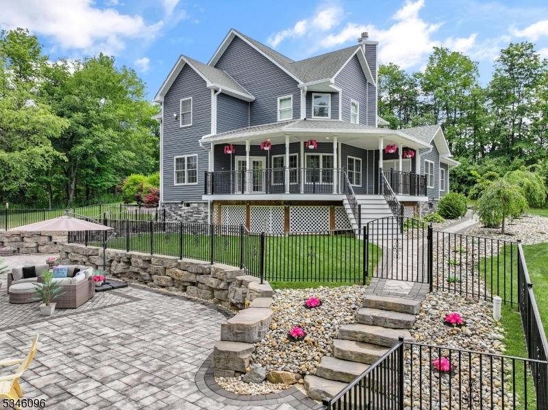 17 Mt Salem Rd
