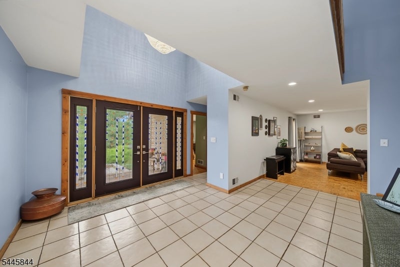 4 SKYTOP DRIVE