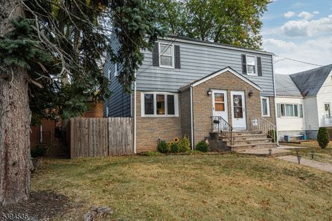 Photo of 107 Chandler Ave, Roselle, NJ 07203 (MLS # 3995426)