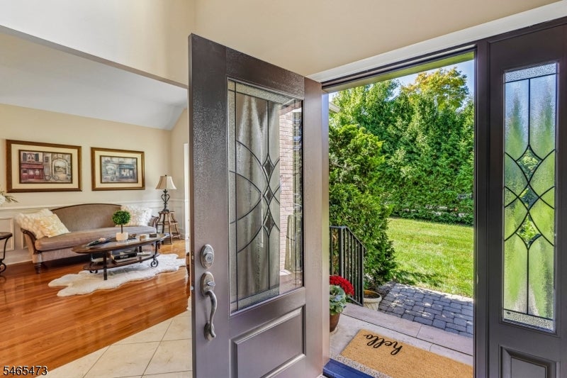 22 Mount Airy Rd