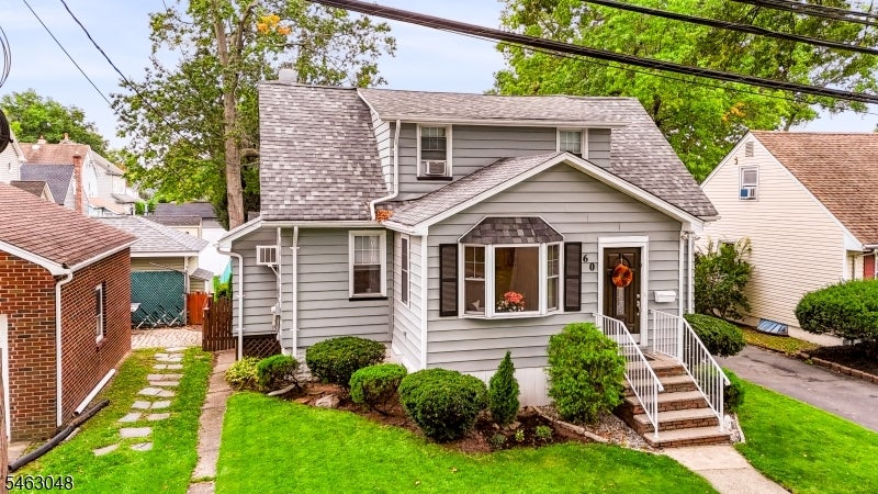 60 W Sumner Ave
