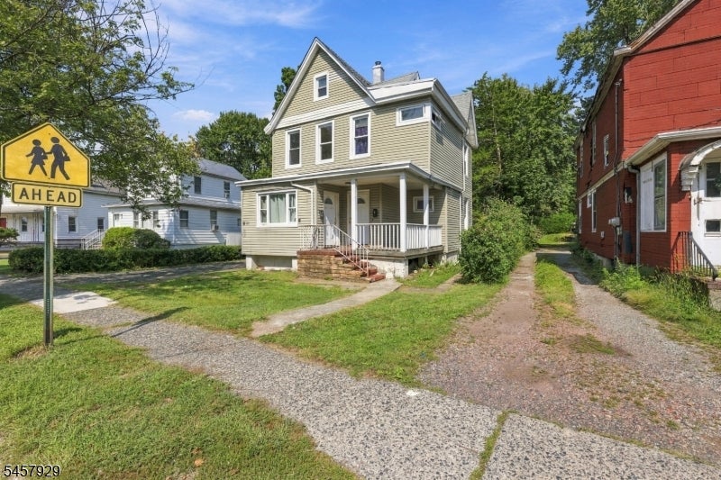 406 Saddle River Rd 2