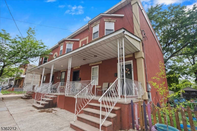 181 S 10th Street