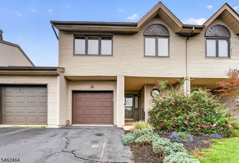 Photo for 10 Hemlock Ct