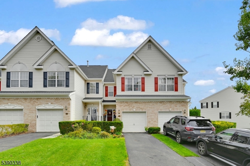 545 Coventry Dr