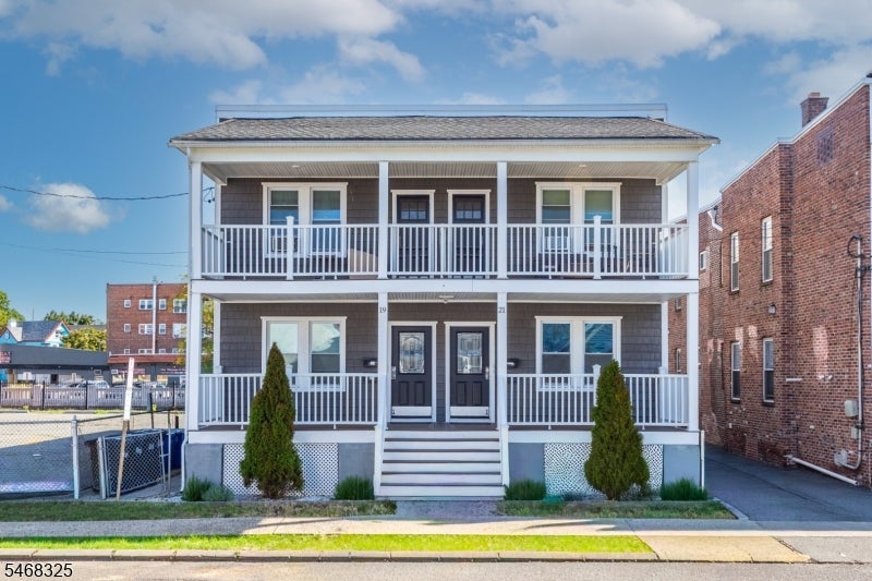 19 21 Arch St