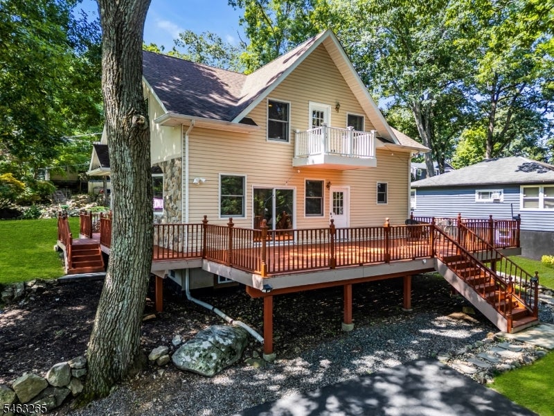104 Bishops Rock Rd