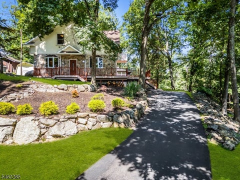 Photo for 104 Bishops Rock Rd