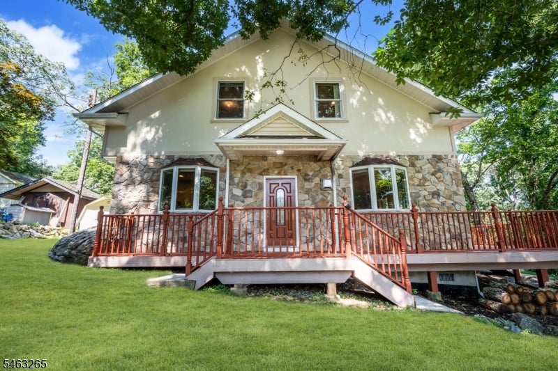 104 Bishops Rock Rd