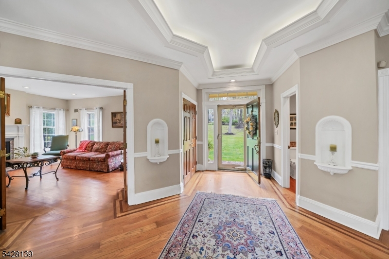 8 Chestnut St
