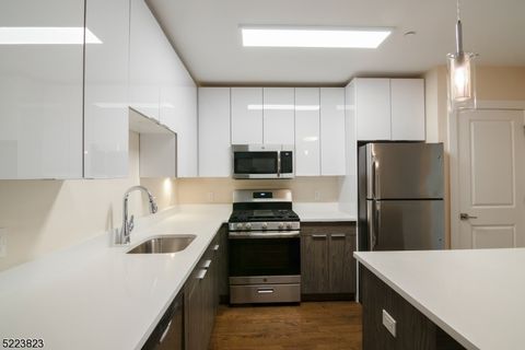 479 Valley St 104 Maplewood Twp. NJ 07040