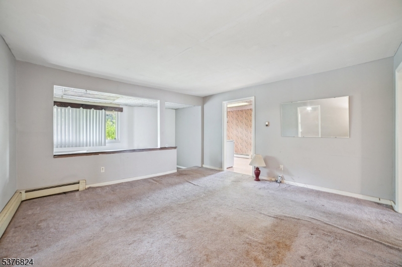 147 W Glen Rd