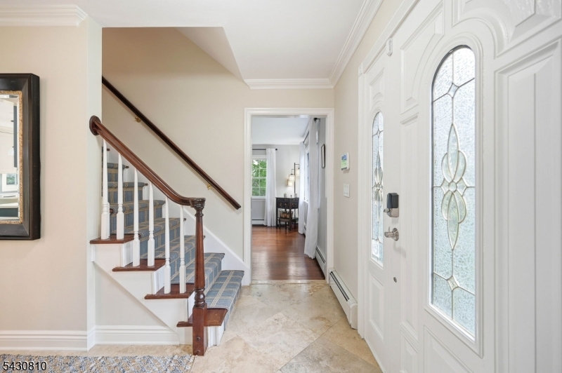 118 Manito Ave
