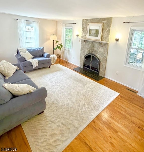 49 Raynor Rd