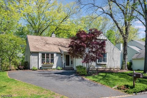 68 Susquehanna Trl Branchburg Twp. NJ 08876