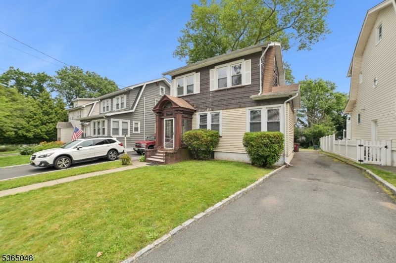 350 Walnut St