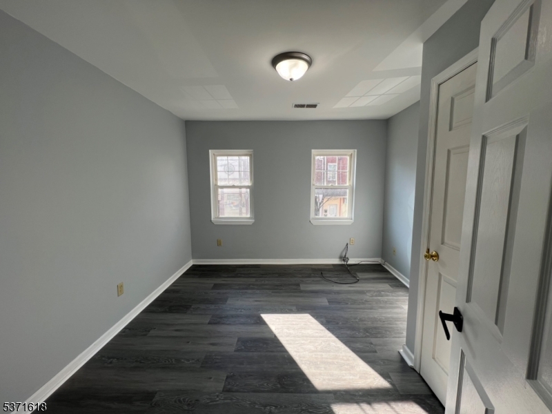 151 S Main St
