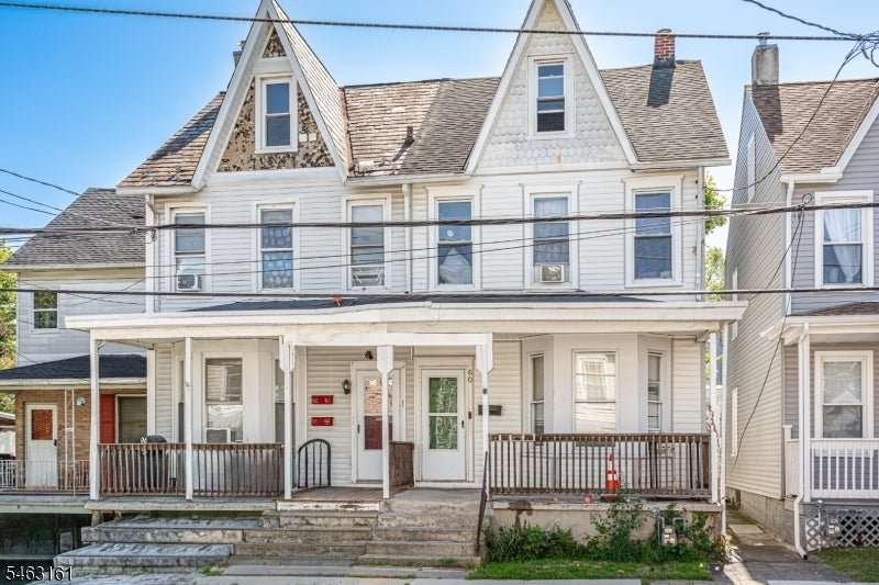 60 Bennett St