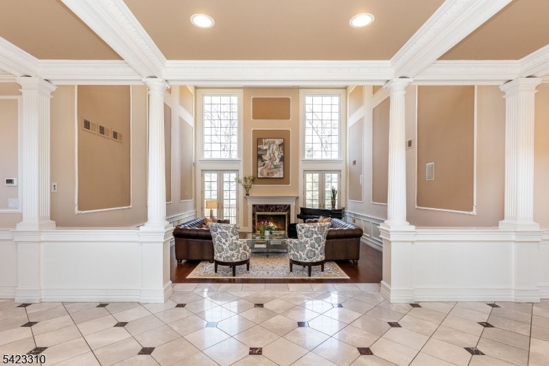 26 Mountain Ridge Dr