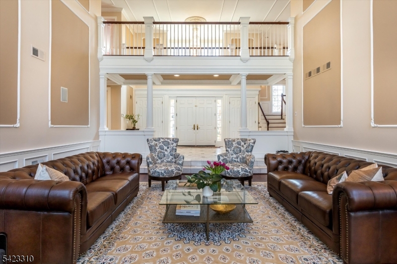 26 Mountain Ridge Dr