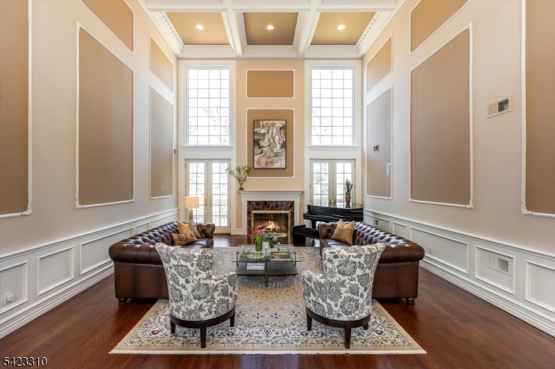 26 Mountain Ridge Dr