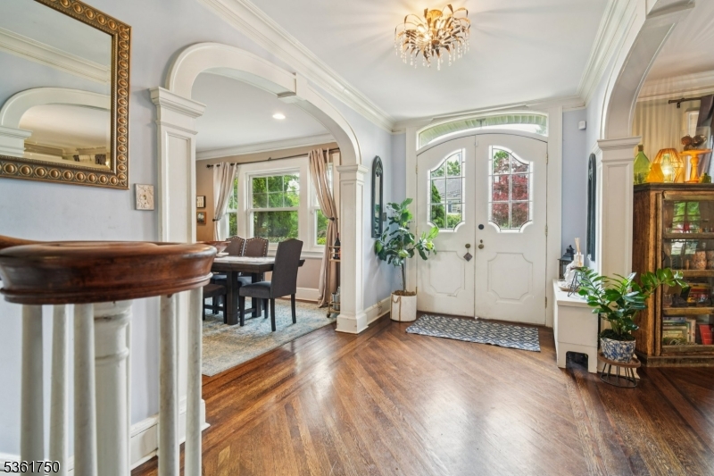 27 Fairway Dr