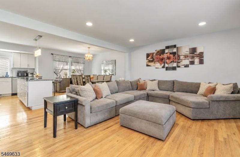 447 Westfield Ave