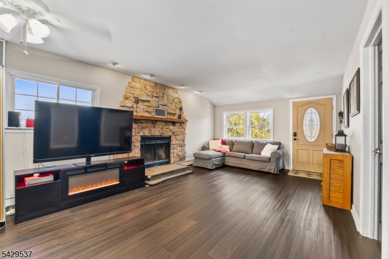53 Pequannock Ave