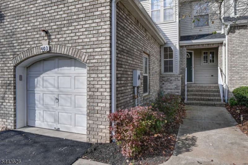 403 Taggert Dr