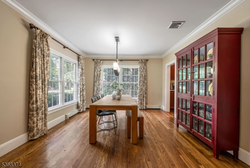 55 Woodland Ave