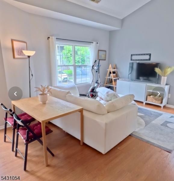 20 S Midland Ave 2