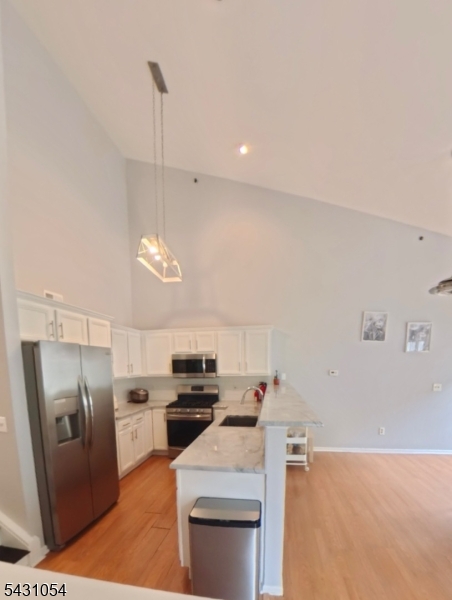 20 S Midland Ave 2