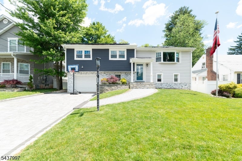 411 Lum Ave