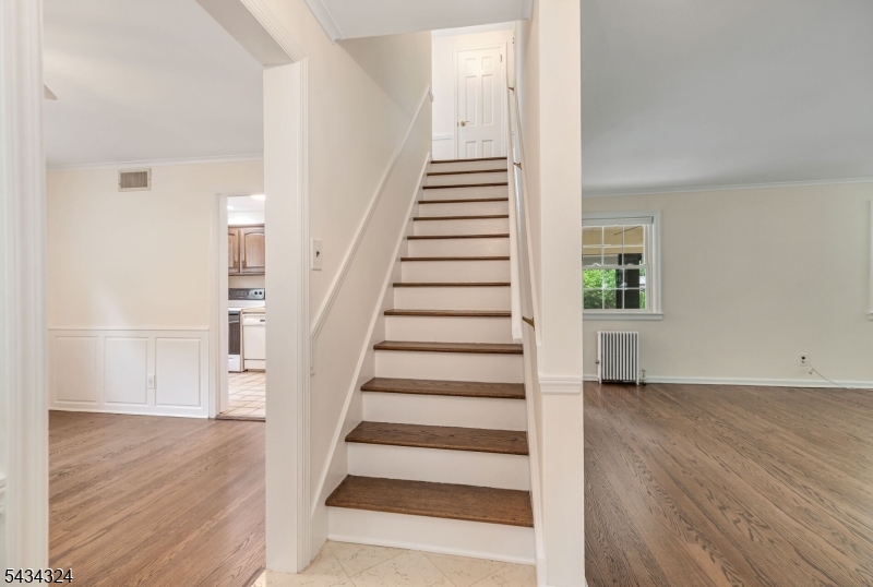 151 Walthery Ave
