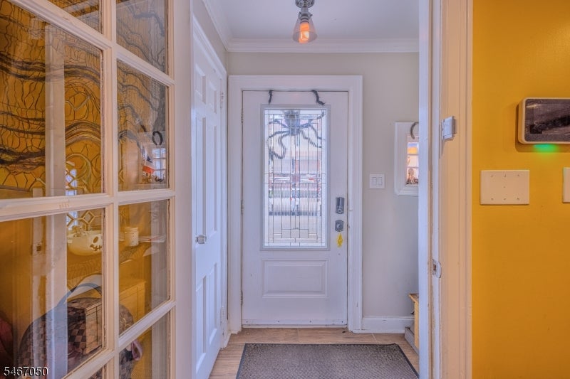 16 Bayview Ave