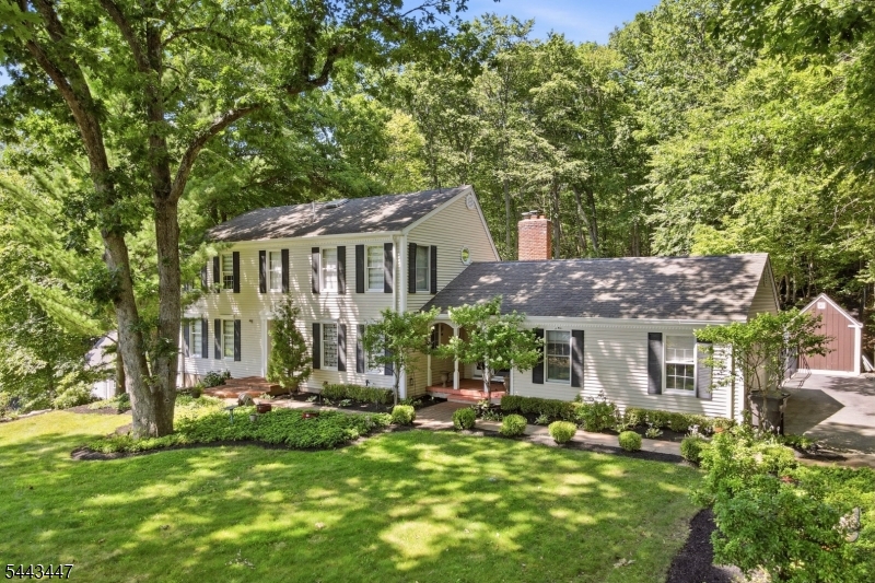 111 Kitchell Lake Dr