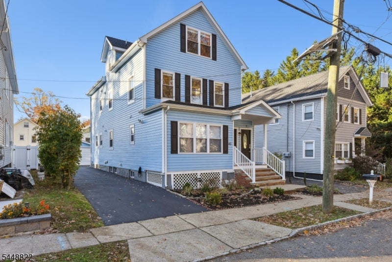 43 Howe Ave 2