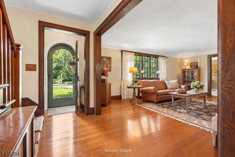 176 Canoe Brook Pkwy