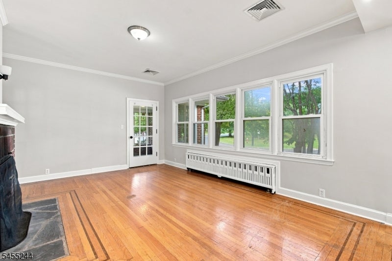 133 Warrenville Rd