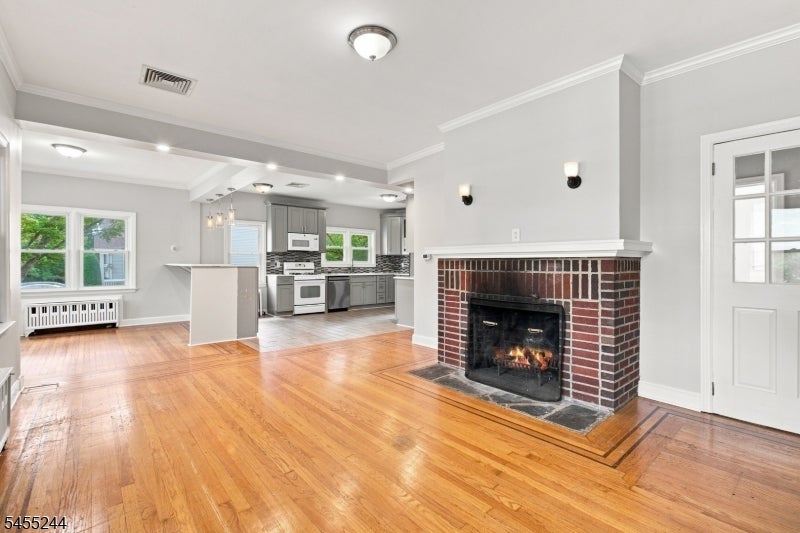 133 Warrenville Rd