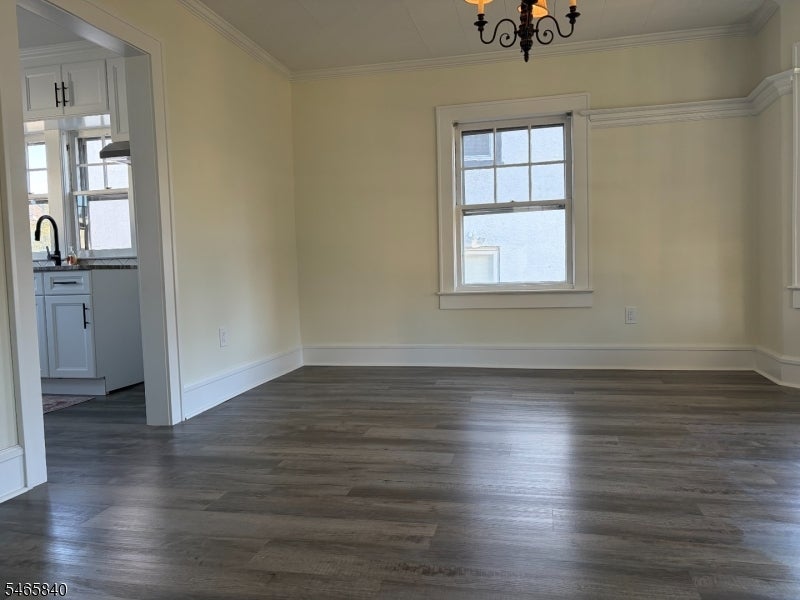 153-55 Leland Ave
