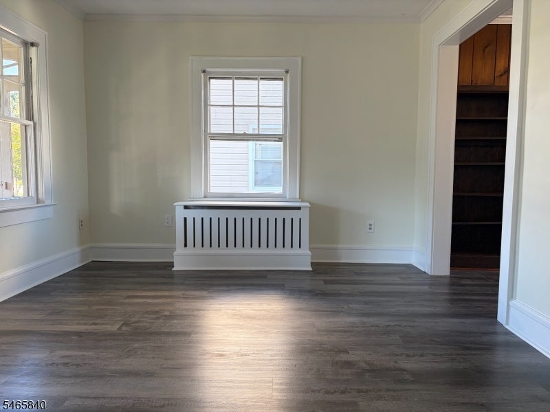 153-55 Leland Ave