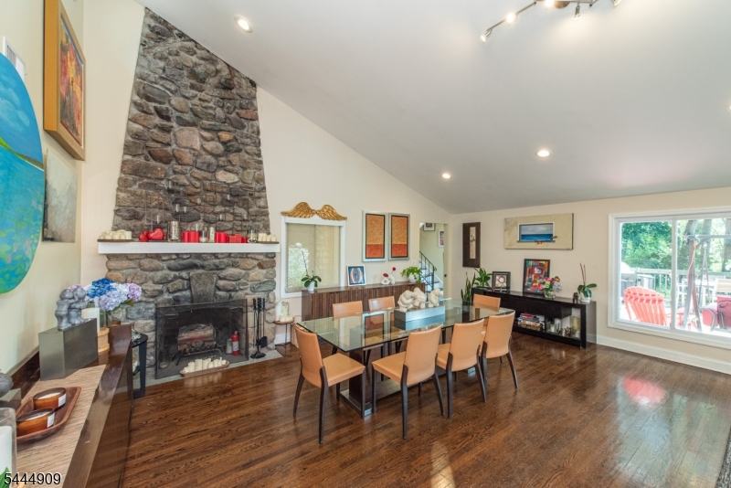 146 Lakewood Dr