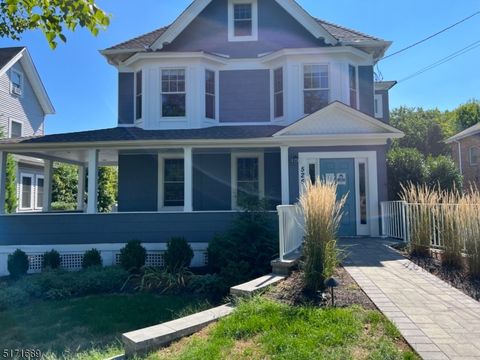 Photo of 526 E Broad St #2, Westfield, NJ 07090 (MLS # 3991126)
