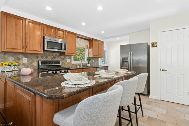 148 STONEHENGE TERRACE