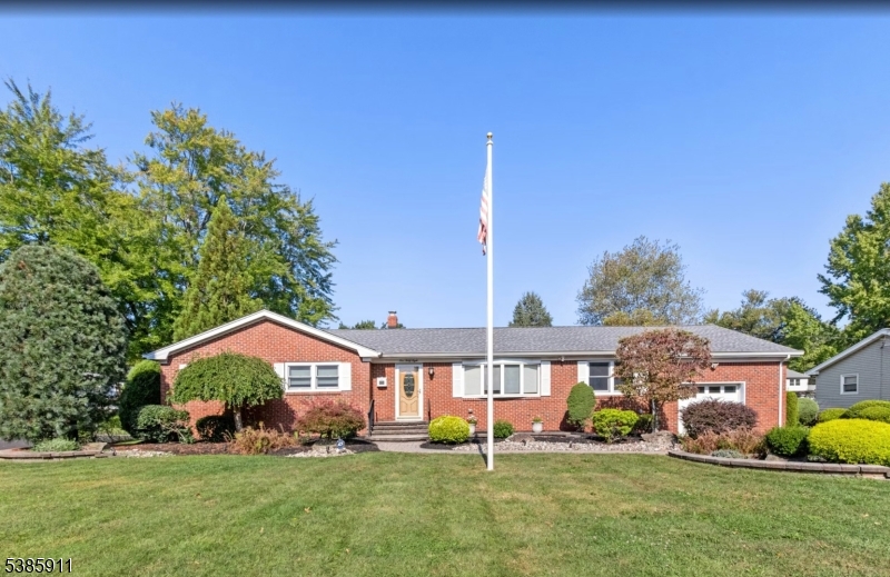 148 STONEHENGE TERRACE