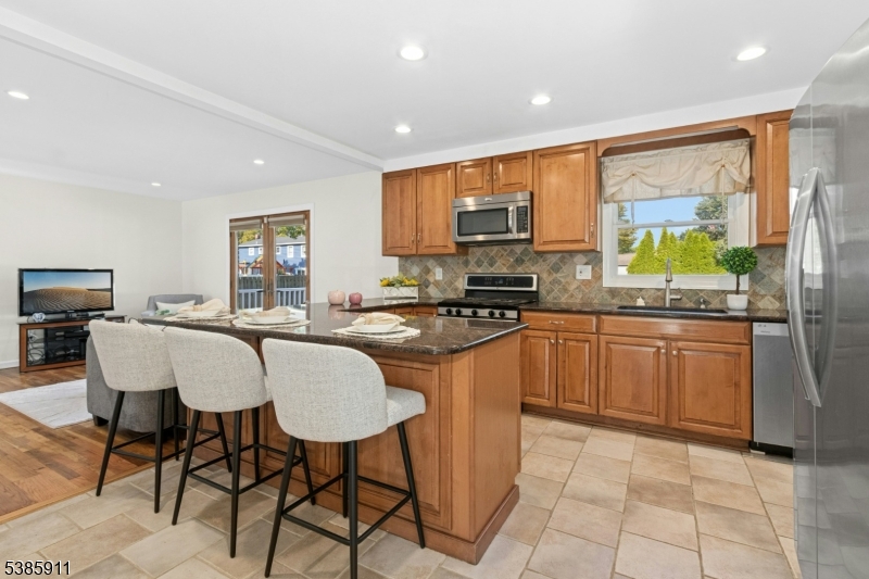 148 STONEHENGE TERRACE