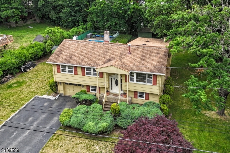 9 Ricker Rd