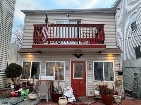 25 Ward St Paterson City NJ 07501