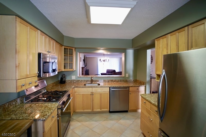 9F Dorado Dr